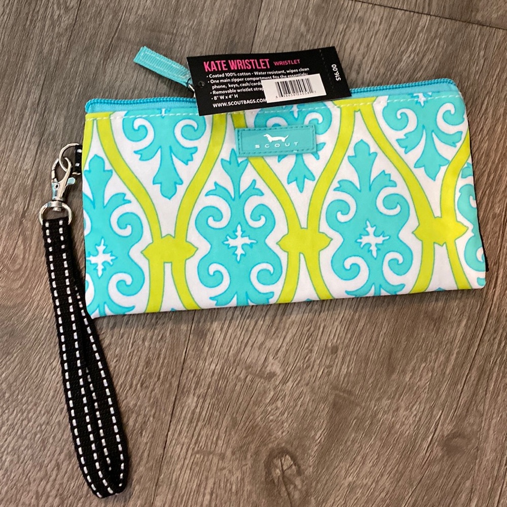 NWT Scout wristlet 8x4 Water resistant wipe clean